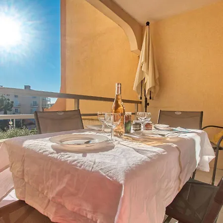 Appartement Le Capitole-9 By Interhome *