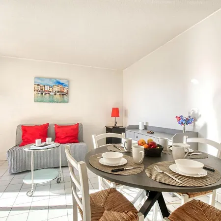 Le Capitole-9 By Interhome Appartement *